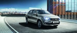 От Granta до Land Cruiser: какие автомобили чаще всего рассматривают к покупке