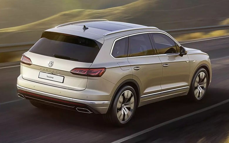 Volkswagen Touareg 3 vzadu