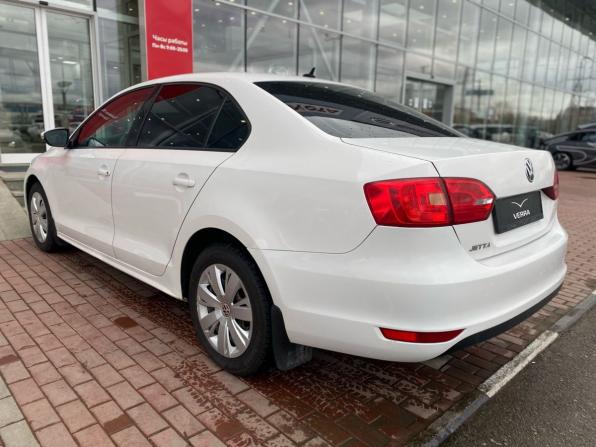 Volkswagen Jetta VI с пробегом 2013 года, цена 650 000 рублей, 291069 км, седан, Автокод Объявления
