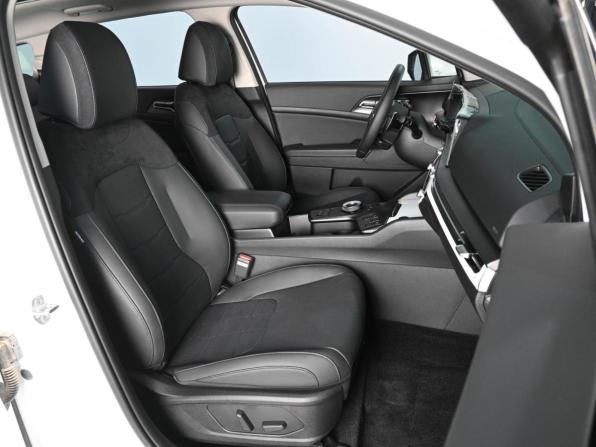 Kia Sportage V Рестайлинг с пробегом 2026 года, цена 4 199 000 рублей, 8 км, внедорожник, Автокод Объявления