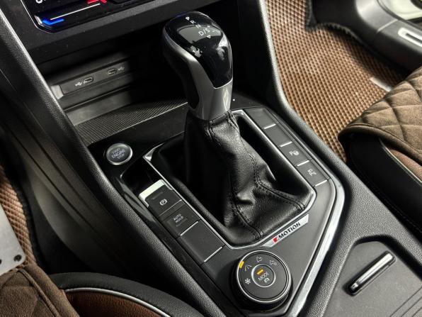 Volkswagen Tiguan II Рестайлинг с пробегом 2020 года, цена 3 900 000 рублей, 54837 км, внедорожник, Автокод Объявления