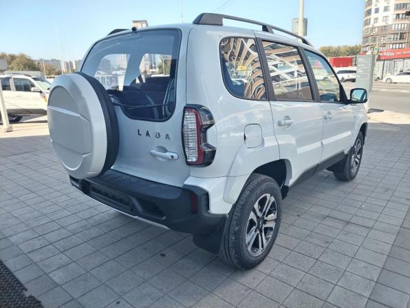 Новый Lada (ВАЗ) Niva Travel I 2025 года, цена 1 597 000 рублей, внедорожник, Автокод Объявления