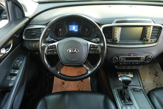 Kia Sorento III Prime Рестайлинг с пробегом 2018 года, цена 3 099 000 рублей, 162000 км, внедорожник, Автокод Объявления