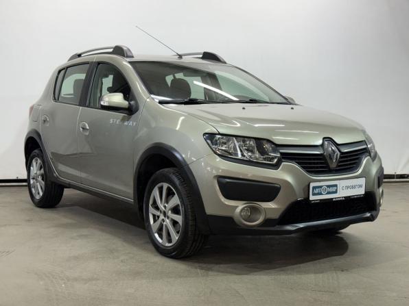 Renault Sandero II с пробегом 2016 года, цена 1 050 000 рублей, 123833 км, хэтчбек, Автокод Объявления