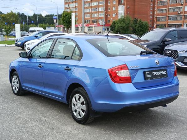 Skoda Rapid I с пробегом 2016 года, цена 995 000 рублей, 125765 км, лифтбек, Автокод Объявления