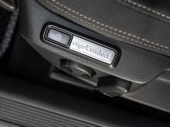 Volkswagen Passat B8 с пробегом 2018 года, цена 2 099 000 рублей, 244654 км, универсал, Автокод Объявления
