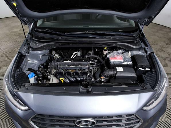 Hyundai Solaris II с пробегом 2019 года, цена 1 298 000 рублей, 90285 км, седан, Автокод Объявления