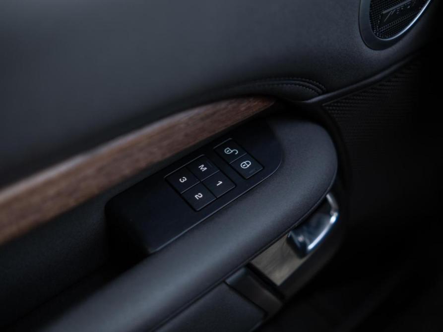Land Rover Discovery V Сочи  - изображение 26