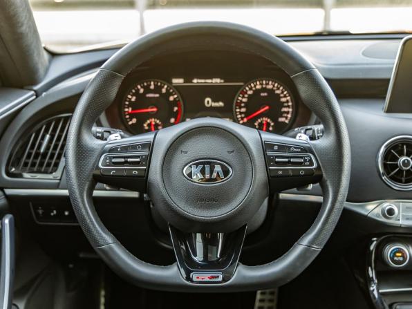 Kia Stinger I с пробегом 2018 года, цена 2 498 000 рублей, 106206 км, лифтбек, Автокод Объявления