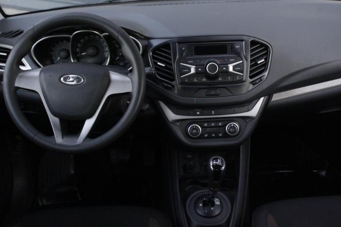 Lada (ВАЗ) Vesta I с пробегом 2016 года, цена 795 000 рублей, 109505 км, седан, Автокод Объявления