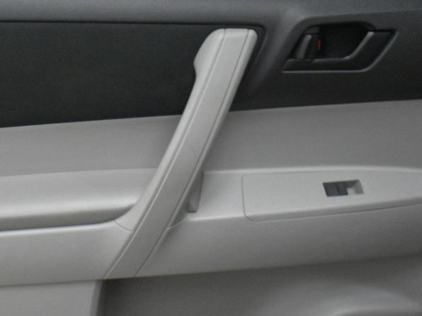Toyota Highlander II (XU40) Рестайлинг с пробегом 2011 года, цена 1 849 000 рублей, 170380 км, внедорожник, Автокод Объявления