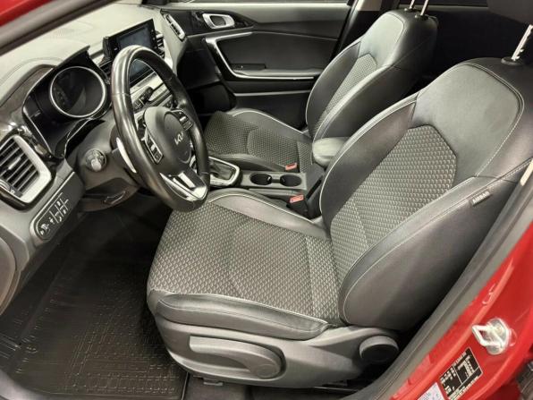 Kia Ceed III Рестайлинг с пробегом 2022 года, цена 2 286 146 рублей, 90454 км, универсал, Автокод Объявления