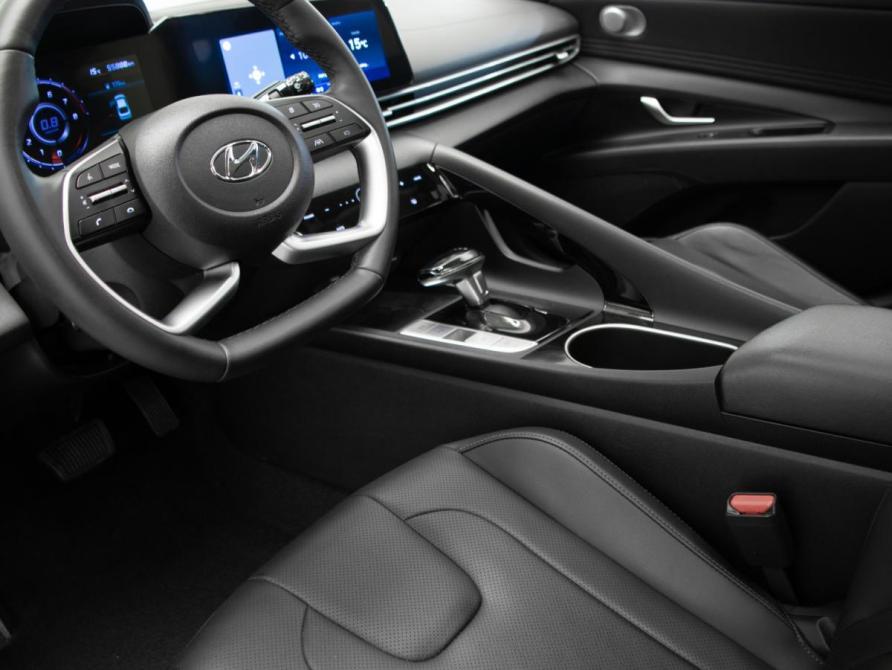 Hyundai Elantra VII (CN7) Москва  - изображение 7