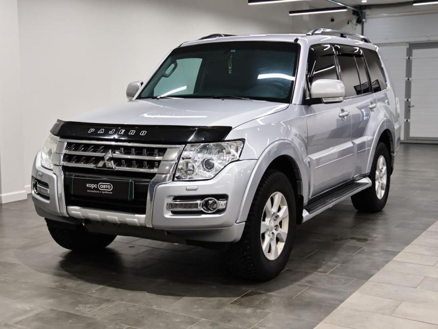 Mitsubishi Pajero IV Рестайлинг 1 Калуга  - изображение 1