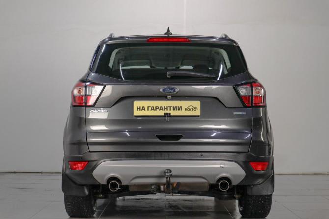 Ford Kuga II Рестайлинг с пробегом 2018 года, цена 1 699 000 рублей, 135000 км, внедорожник, Автокод Объявления
