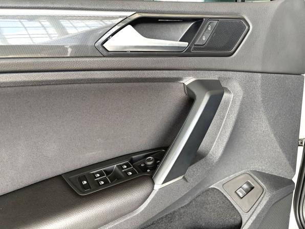 Volkswagen Tiguan II с пробегом 2017 года, цена 2 450 000 рублей, 134743 км, внедорожник, Автокод Объявления