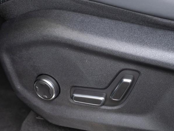 Geely Monjaro I Рестайлинг (China Market) с пробегом 2025 года, цена 4 200 000 рублей, 50 км, внедорожник, Автокод Объявления