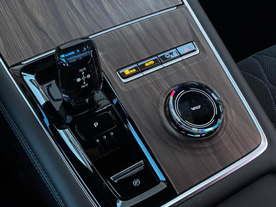 Geely Monjaro I Москва  - изображение 16