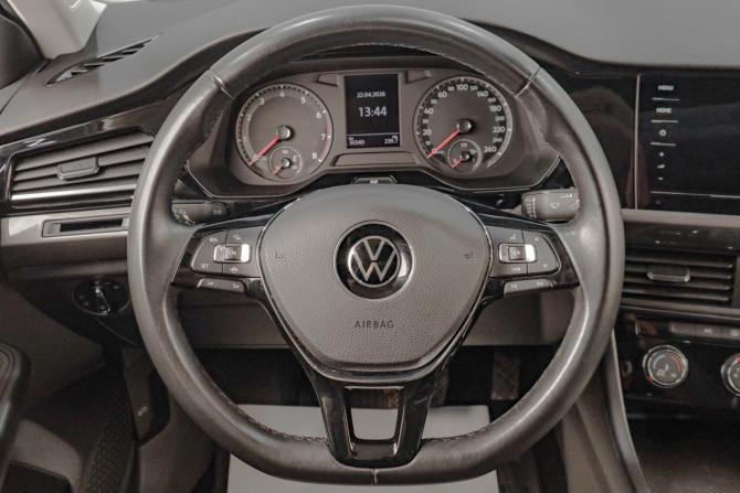 Volkswagen Bora IV с пробегом 2021 года, цена 1 699 000 рублей, 30330 км, седан, Автокод Объявления