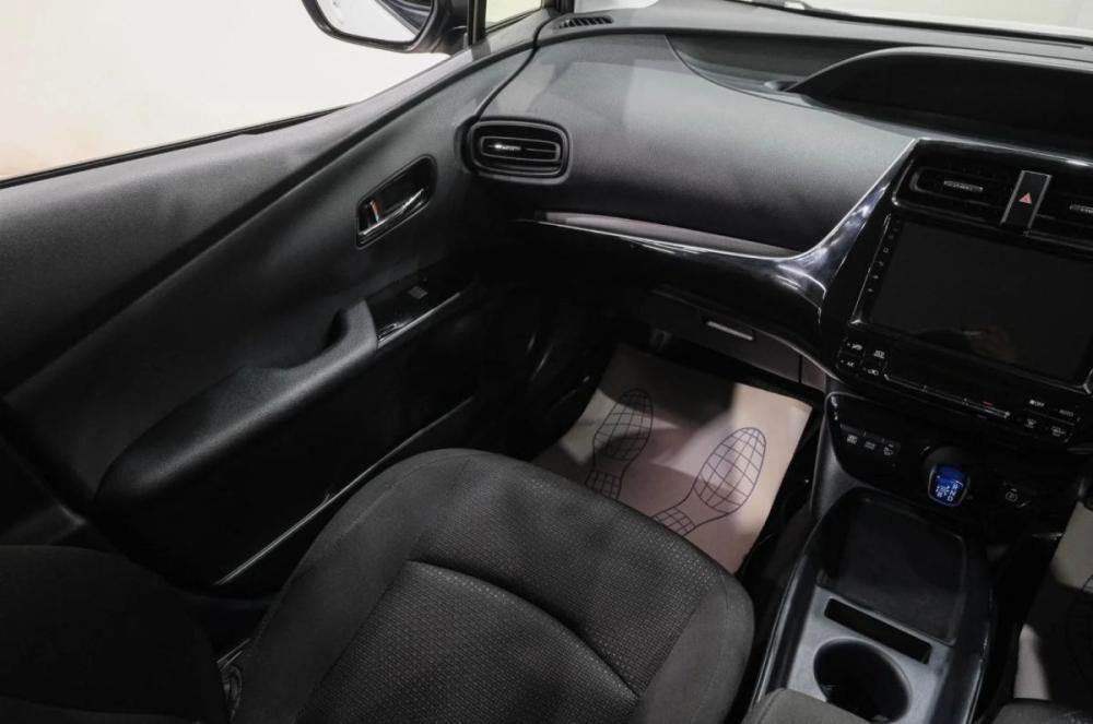 Toyota Prius IV Рестайлинг (XW50) Новокузнецк  - изображение 18