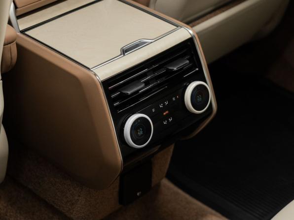 Land Rover Range Rover V с пробегом 2022 года, цена 24 000 000 рублей, 24008 км, внедорожник, Автокод Объявления
