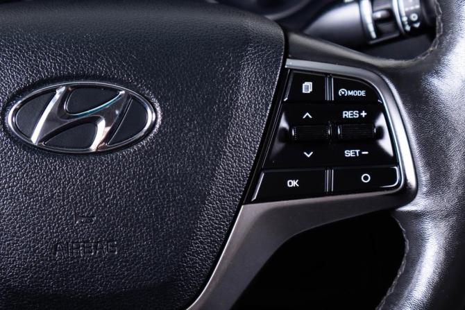Hyundai Solaris II Рестайлинг с пробегом 2021 года, цена 1 589 000 рублей, 107000 км, седан, Автокод Объявления