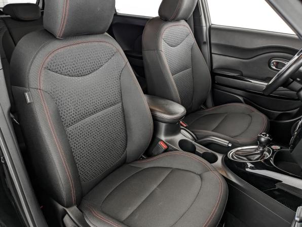 Kia Soul II Рестайлинг с пробегом 2018 года, цена 1 670 000 рублей, 77500 км, хэтчбек, Автокод Объявления