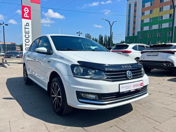 Volkswagen Polo V Рестайлинг с пробегом 2016 года, цена 985 500 рублей, 161010 км, седан, Автокод Объявления