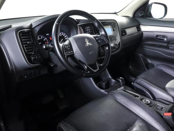 Mitsubishi Outlander III Рестайлинг 2 с пробегом 2015 года, цена 1 780 000 рублей, 138576 км, внедорожник, Автокод Объявления