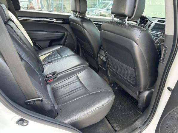 Kia Sorento II Рестайлинг с пробегом 2013 года, цена 1 700 000 рублей, 223309 км, внедорожник, Автокод Объявления