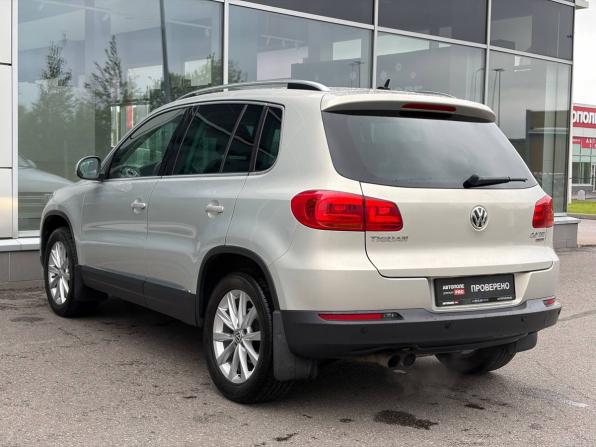 Volkswagen Tiguan I Рестайлинг с пробегом 2012 года, цена 1 495 000 рублей, 107000 км, внедорожник, Автокод Объявления
