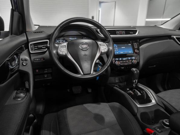 Nissan Qashqai II с пробегом 2018 года, цена 1 945 000 рублей, 123196 км, внедорожник, Автокод Объявления