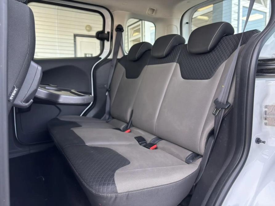 Ford Tourneo Courier I Краснодар  - изображение 12