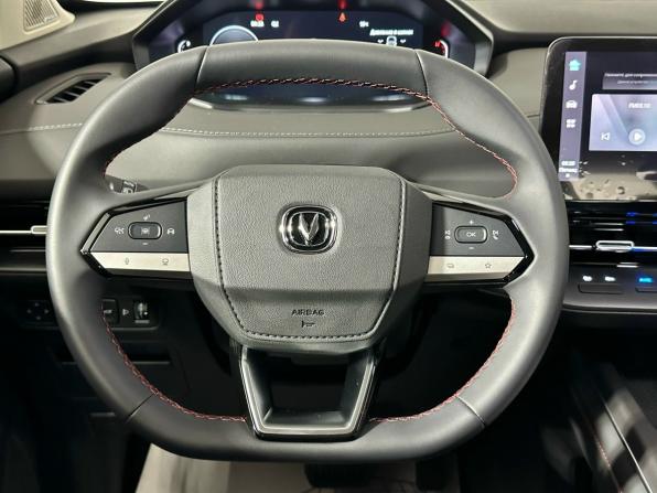 Changan UNI-S (CS55 Plus) с пробегом 2024 года, цена 2 750 000 рублей, 2502 км, внедорожник, Автокод Объявления