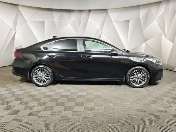 Kia Cerato IV Рестайлинг с пробегом 2022 года, цена 2 485 000 рублей, 68601 км, седан, Автокод Объявления