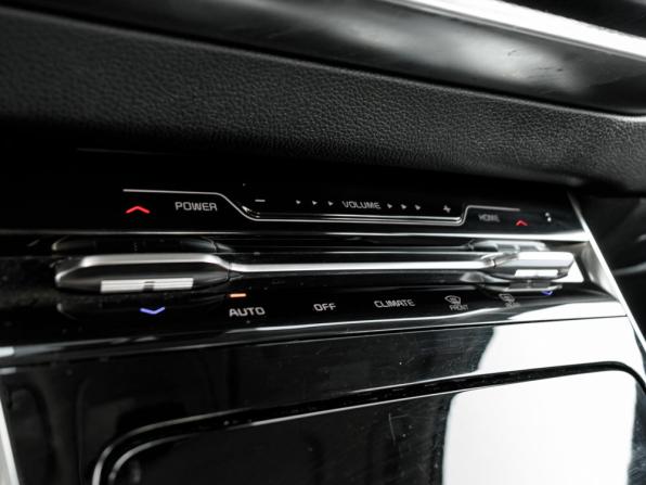 Kia K5 III с пробегом 2022 года, цена 2 630 000 рублей, 49722 км, седан, Автокод Объявления