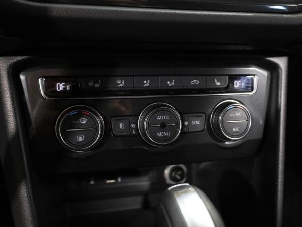 Volkswagen Tiguan II с пробегом 2017 года, цена 2 650 000 рублей, 172116 км, внедорожник, Автокод Объявления