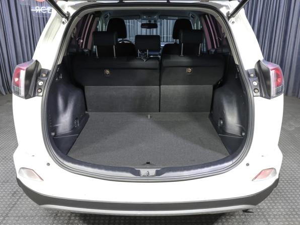 Toyota RAV4 IV (XA40) Рестайлинг с пробегом 2017 года, цена 2 249 000 рублей, 146356 км, внедорожник, Автокод Объявления