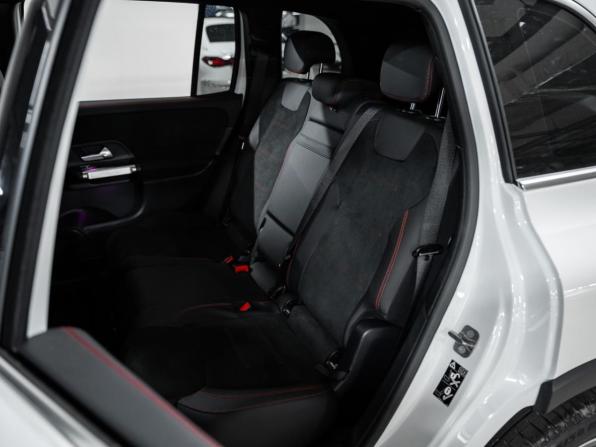 Новый Mercedes-Benz GLB I (X247) Рестайлинг 2025 года, цена 7 520 000 рублей, внедорожник, Автокод Объявления