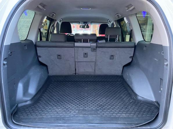 Toyota Land Cruiser Prado 150 Series с пробегом 2012 года, цена 3 250 000 рублей, 251257 км, внедорожник, Автокод Объявления