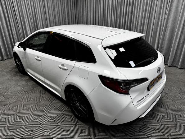 Toyota Corolla XII (E210) с пробегом 2020 года, цена 1 800 000 рублей, 137723 км, универсал, Автокод Объявления