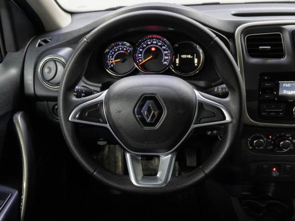 Renault Logan II Рестайлинг с пробегом 2022 года, цена 1 175 000 рублей, 49545 км, седан, Автокод Объявления