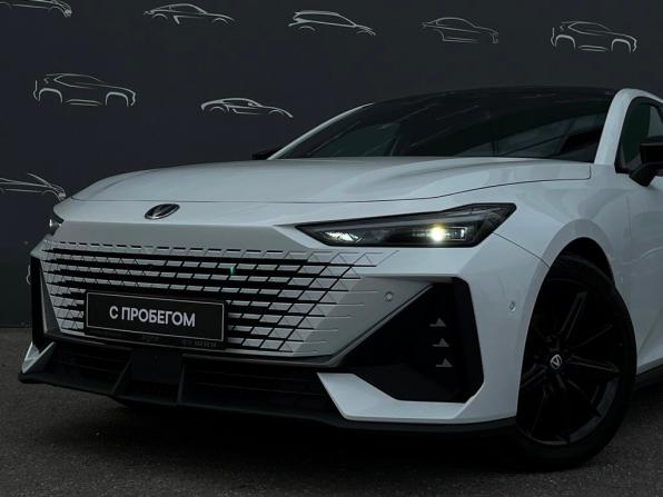 Changan UNI-V I с пробегом 2024 года, цена 2 298 700 рублей, 39596 км, лифтбек, Автокод Объявления