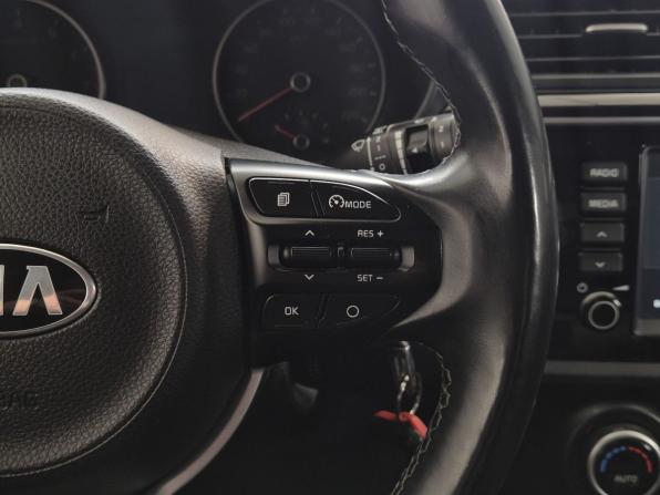 Kia Rio IV с пробегом 2019 года, цена 1 519 000 рублей, 92075 км, хэтчбек, Автокод Объявления