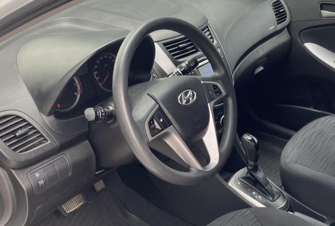 Hyundai Solaris I Рестайлинг с пробегом 2015 года, цена 960 000 рублей, 161371 км, хэтчбек, Автокод Объявления