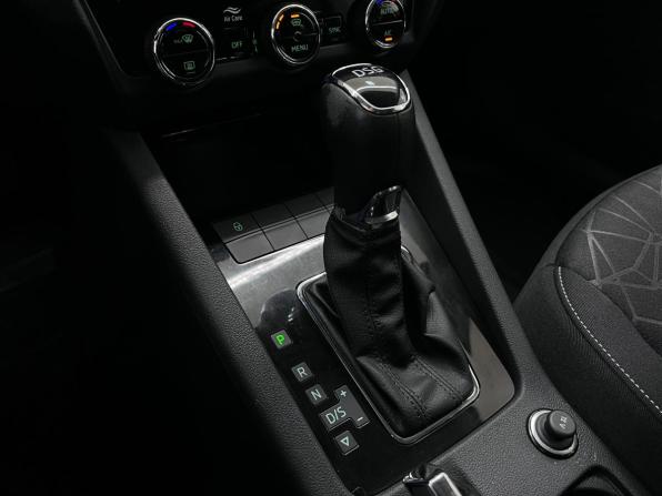 Skoda Octavia III (A7) Рестайлинг с пробегом 2020 года, цена 2 430 000 рублей, 39825 км, лифтбек, Автокод Объявления