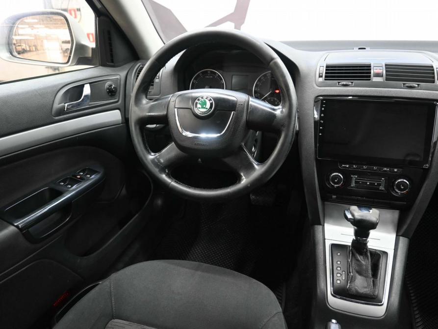 Skoda Octavia II (A5) Рестайлинг Ростов-на-Дону  - изображение 6