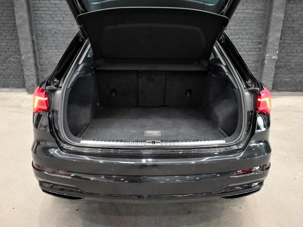 Audi Q3 II (F3) с пробегом 2018 года, цена 2 950 000 рублей, 154328 км, внедорожник, Автокод Объявления