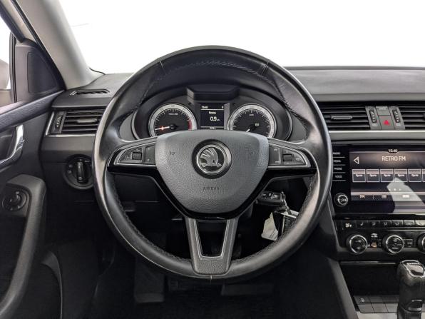 Skoda Octavia III (A7) Рестайлинг с пробегом 2020 года, цена 2 150 000 рублей, 47952 км, лифтбек, Автокод Объявления