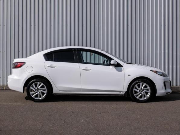 Mazda 3 II (BL) Рестайлинг с пробегом 2013 года, цена 1 149 000 рублей, 148083 км, седан, Автокод Объявления